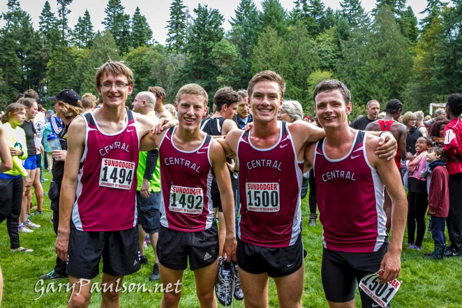 Pringle (far right) poses with his teammates after his XC race. 